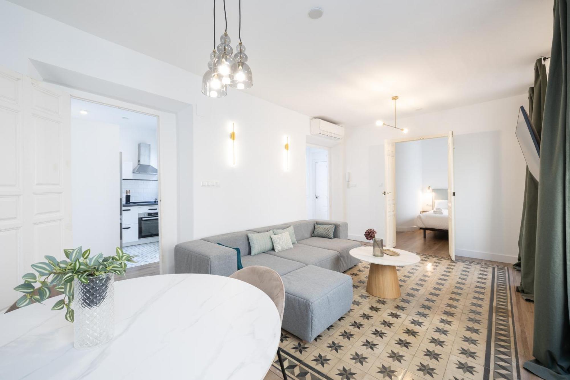 Spacious Bright Palace -1bedroom-terrace-center Apartment Málaga