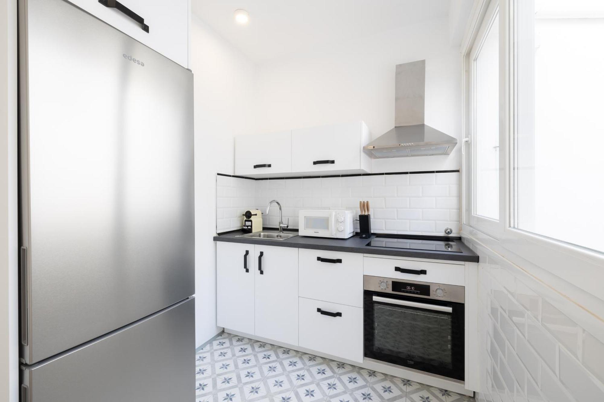 Spacious Bright Palace -1bedroom-terrace-center Apartment *