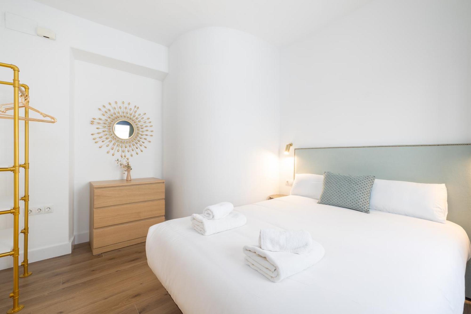 Spacious Bright Palace -1bedroom-terrace-center * Málaga